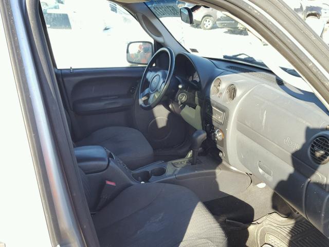 1J4GL48K63W638333 - 2003 JEEP LIBERTY SP SILVER photo 5