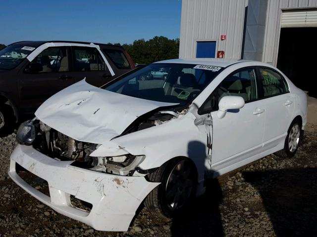 19XFA1F56BE039458 - 2011 HONDA CIVIC LX WHITE photo 2