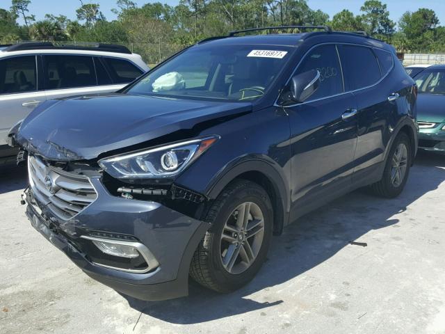 5NMZU3LB0HH023963 - 2017 HYUNDAI SANTA FE S GRAY photo 2