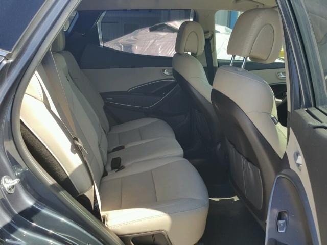 5NMZU3LB0HH023963 - 2017 HYUNDAI SANTA FE S 灰色 照片 6