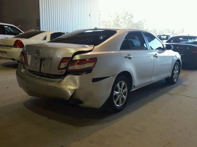 4T4BF3EK4BR160768 - 2011 TOYOTA CAMRY BASE SILVER photo 4