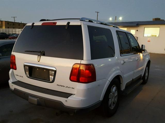 5LMFU27R64LJ07694 - 2004 LINCOLN NAVIGATOR 白色 照片 4