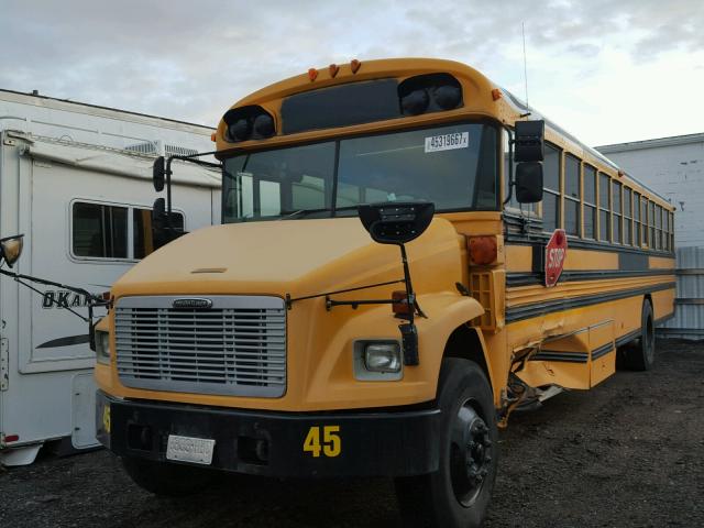 4UZ6CFAA8XCB71243 - 1999 FREIGHTLINER CHASSIS FS YELLOW photo 2