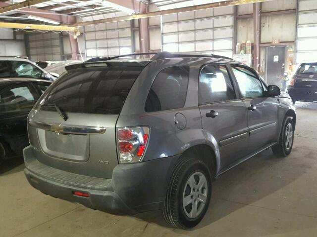 2CNDL23F956165219 - 2005 CHEVROLET EQUINOX GRAY photo 4