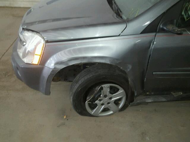 2CNDL23F956165219 - 2005 CHEVROLET EQUINOX GRAY photo 9