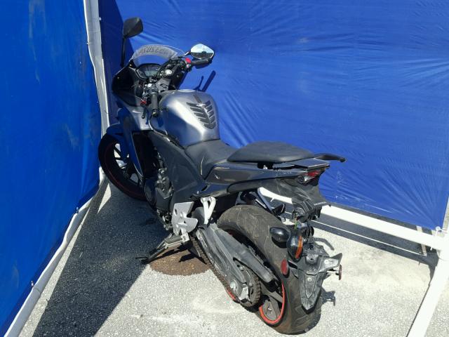 MLHPC4403F5200063 - 2015 HONDA CBR500 RA- GRAY photo 3