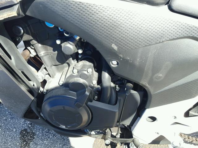 MLHPC4403F5200063 - 2015 HONDA CBR500 RA- GRAY photo 7