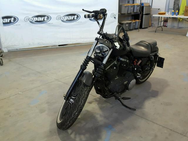 1HD4LE213DC421046 - 2013 HARLEY-DAVIDSON XL883 IRON BLACK photo 2