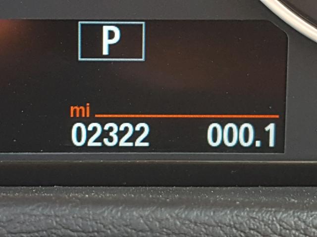 WBXHU7C33J5H39587 - 2018 BMW X1 SDRIVE2 WHITE photo 8