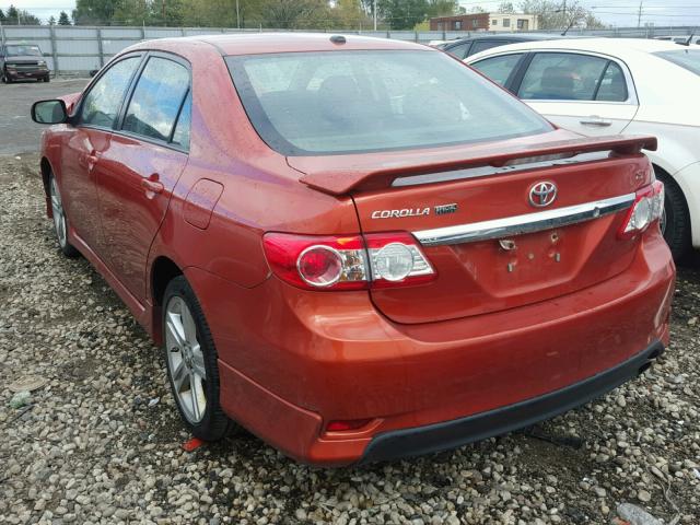 2T1BU4EE5DC083512 - 2013 TOYOTA COROLLA BA ORANGE photo 3