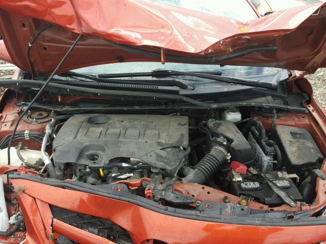 2T1BU4EE5DC083512 - 2013 TOYOTA COROLLA BA ORANGE photo 7