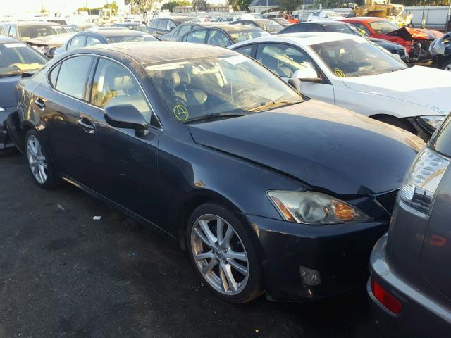 JTHBK262775040045 - 2007 LEXUS IS GRAY photo 1