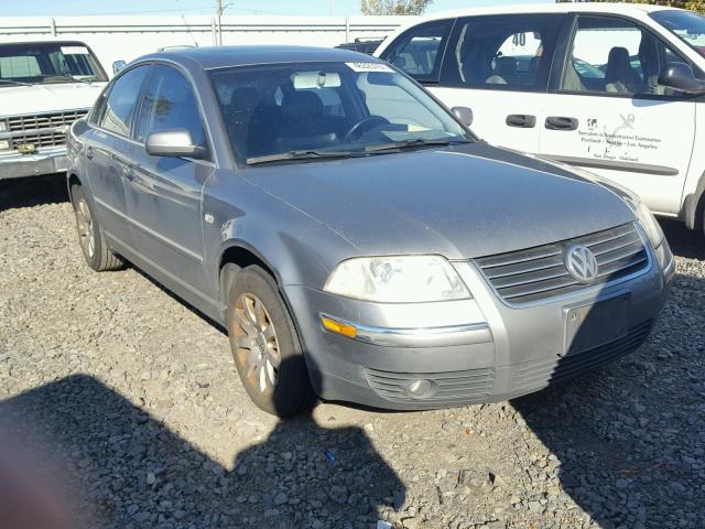 WVWPD63BX2P131062 - 2002 VOLKSWAGEN PASSAT GLS GRAY photo 1