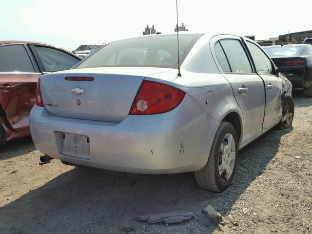 1G1AL58F387178983 - 2008 CHEVROLET COBALT LT SILVER photo 4