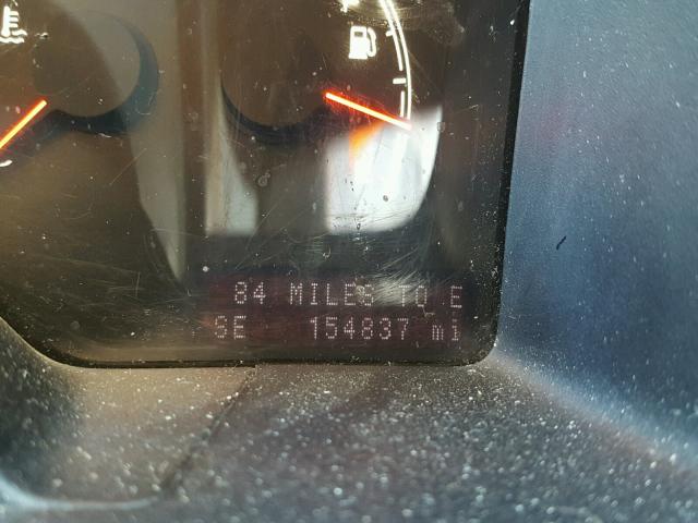 5LMFU28585LJ19861 - 2005 LINCOLN NAVIGATOR Srebrny zdjęcie 8