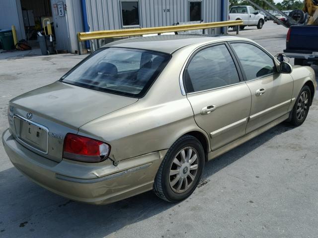 KMHWF35H94A956632 - 2004 HYUNDAI SONATA GOLD photo 4