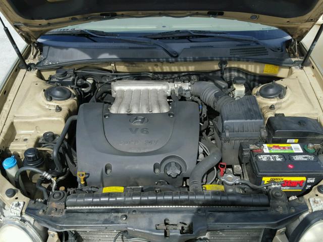 KMHWF35H94A956632 - 2004 HYUNDAI SONATA GOLD photo 7