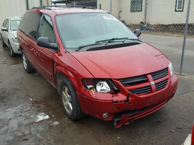 2D8GP44LX5R179300 - 2005 DODGE GRAND CARA RED photo 1