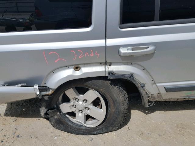 1J8HG48P47C577638 - 2007 JEEP COMMANDER ვერცხლისფერი ფოტო 9