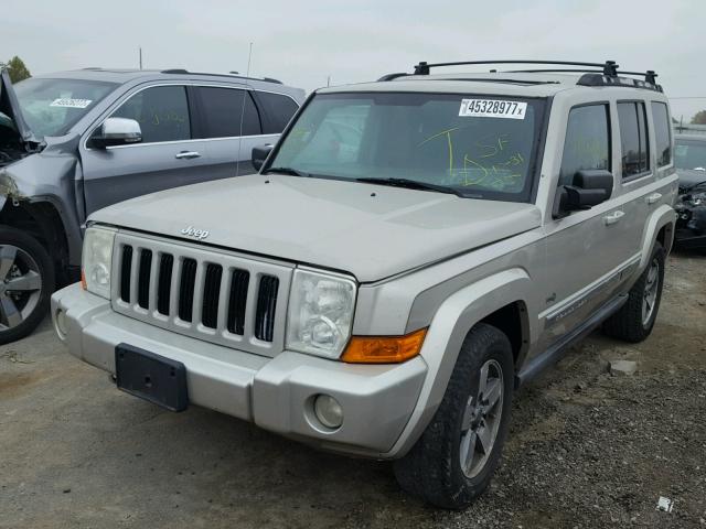 1J8HG48K96C366518 - 2006 JEEP COMMANDER GRAY photo 2