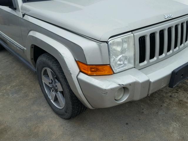 1J8HG48K96C366518 - 2006 JEEP COMMANDER GRAY photo 9