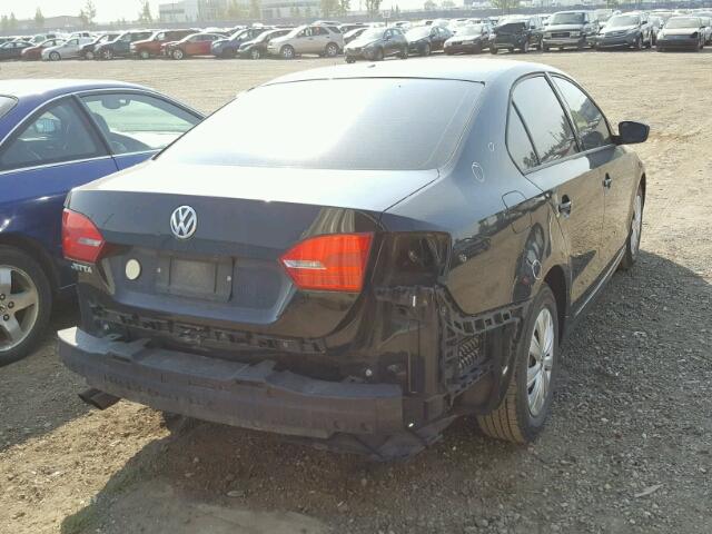 3VW1K7AJ3BM310039 - 2011 VOLKSWAGEN JETTA BASE Սև լուսանկար 4
