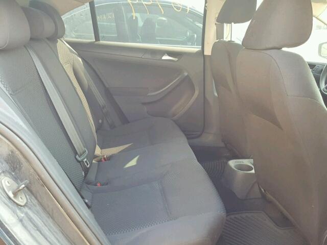 3VW1K7AJ3BM310039 - 2011 VOLKSWAGEN JETTA BASE Սև լուսանկար 6