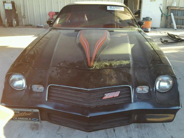 1P87LAL522360 - 1980 CHEVROLET Z28 BLACK photo 10