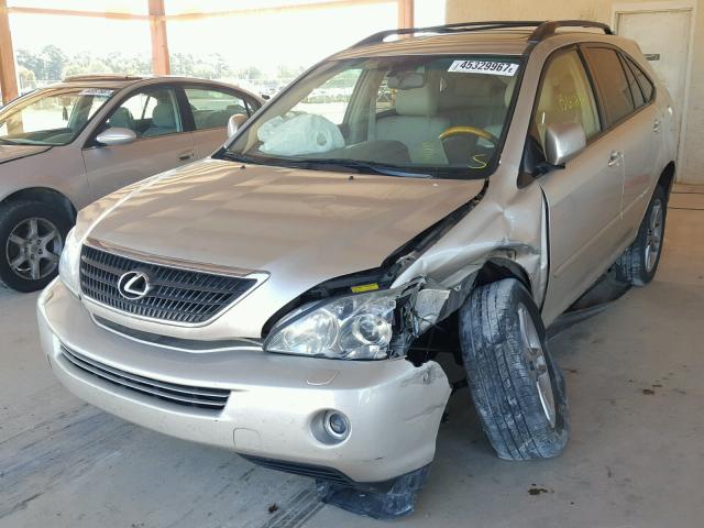 JTJHW31U272017754 - 2007 LEXUS RX 400H GOLD photo 2