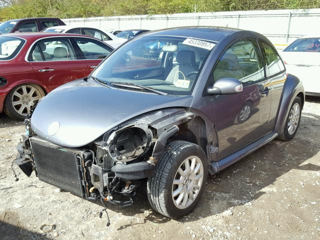 3VWCR31C74M408377 - 2004 VOLKSWAGEN NEW BEETLE GRAY photo 2