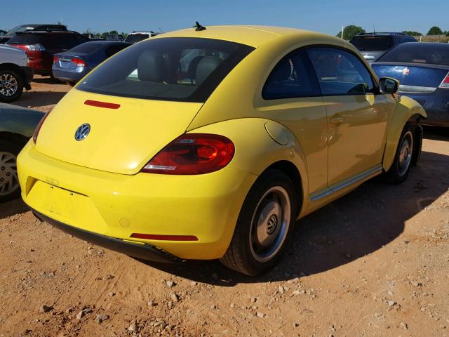 3VWJX7AT7DM608244 - 2013 VOLKSWAGEN BEETLE YELLOW photo 4