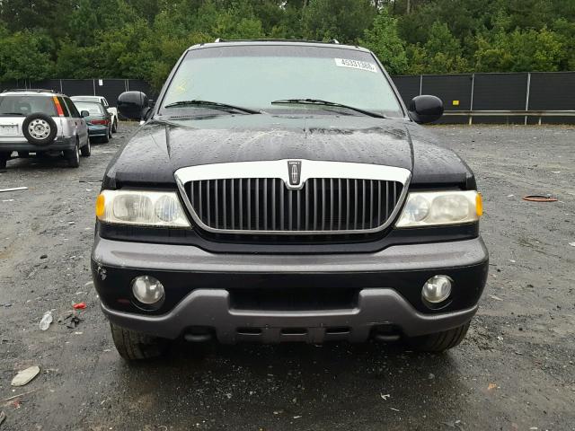 5LMPU28L5XLJ10721 - 1999 LINCOLN NAVIGATOR 黑色 照片 9
