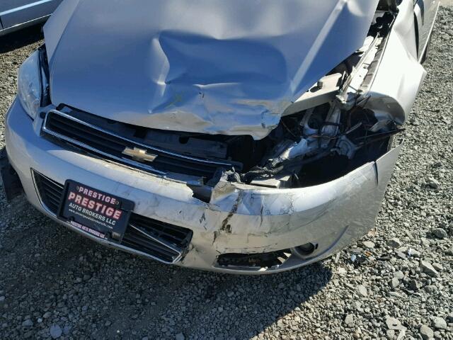 2G1WU58R579207023 - 2007 CHEVROLET IMPALA LTZ SILVER photo 9