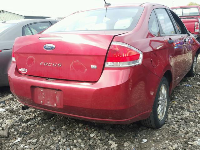 1FAHP3FN7AW277655 - 2010 FORD FOCUS RED photo 4