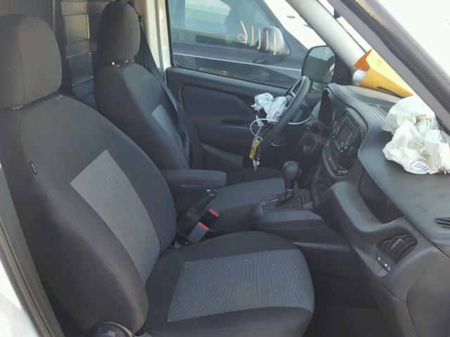 ZFBERFAB9H6F06794 - 2017 RAM PROMASTER 白色 照片 5