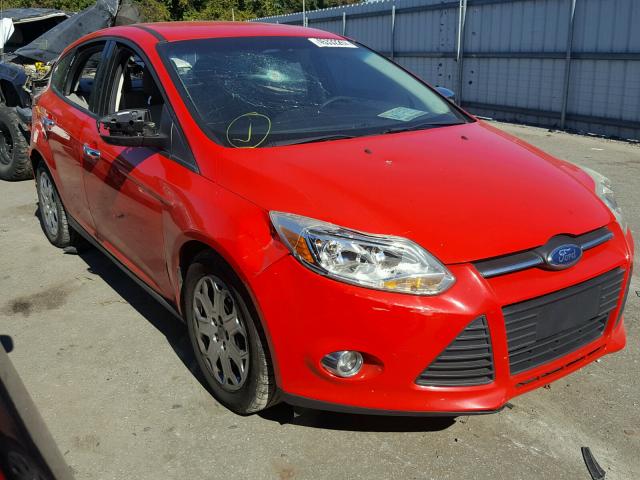 1FAHP3K21CL140873 - 2012 FORD FOCUS SE RED photo 1