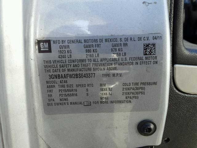 3GNBAAFW2BS643377 - 2011 CHEVROLET HHR LS Plata foto 10