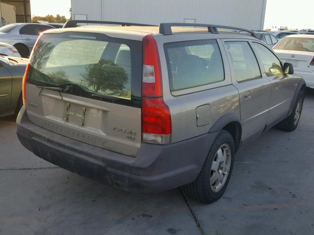 YV1SZ58D121063781 - 2002 VOLVO V70 XC BEIGE photo 4