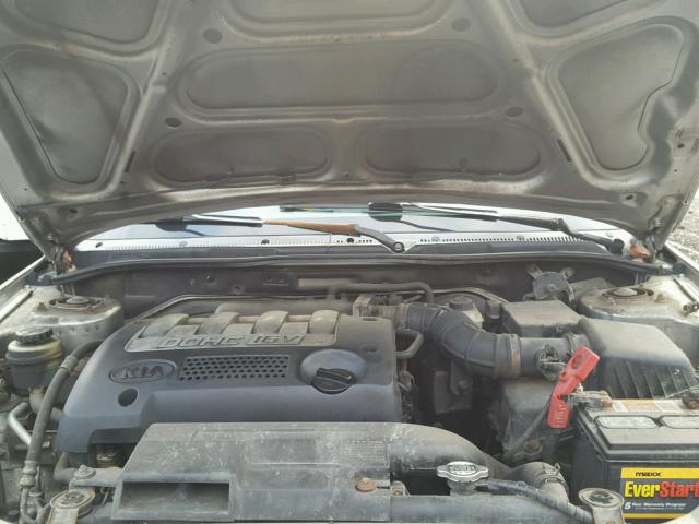 KNAFB121245315257 - 2004 KIA SPECTRA BA SILVER photo 7