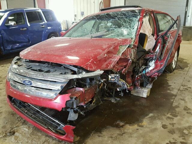 3FAHP0HA2CR204546 - 2012 FORD FUSION SE RED photo 2