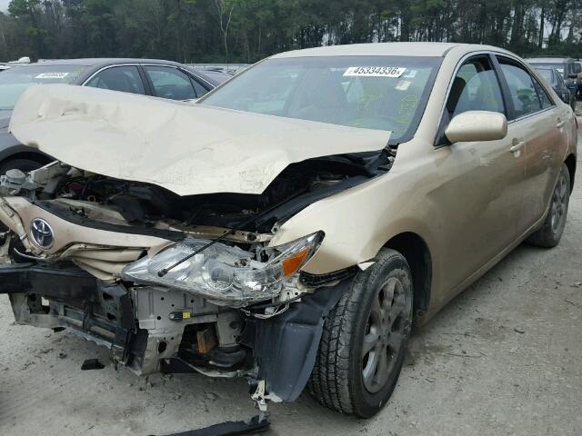4T1BF3EK8BU199597 - 2011 TOYOTA CAMRY BASE GOLD photo 2