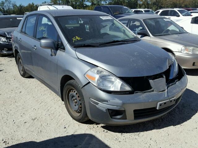 3N1BC11E59L437091 - 2009 NISSAN VERSA S GRAY photo 1