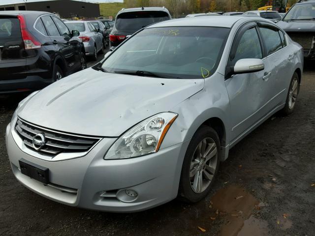 1N4BL2AP4BN499095 - 2011 NISSAN ALTIMA SR SILVER photo 2