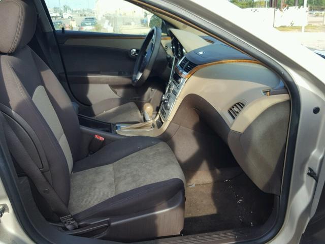 1G1ZH57B99F109029 - 2009 CHEVROLET MALIBU 1LT ოქროსფერი ფოტო 5