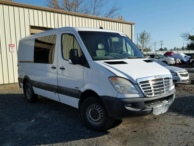 WDYPE745075205883 - 2007 FREIGHTLINER SPRINTER WHITE photo 1