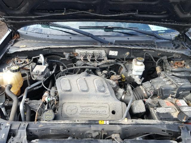 4F2CZ061X6KM31476 - 2006 MAZDA TRIBUTE S BROWN photo 7