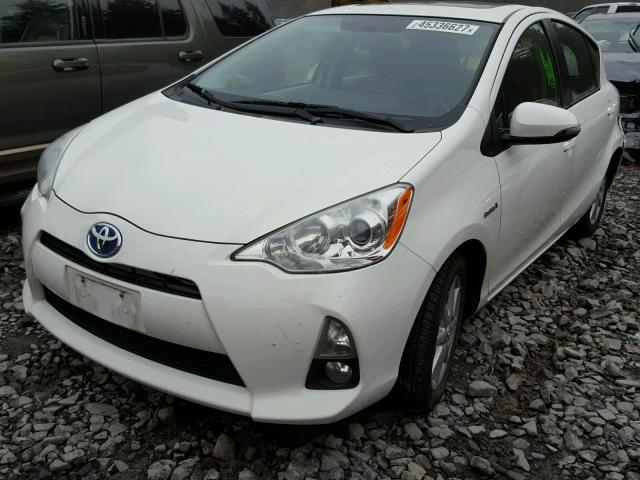 JTDKDTB34C1026797 - 2012 TOYOTA PRIUS C WHITE photo 2