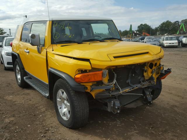 JTEZU11F870018756 - 2007 TOYOTA FJ CRUISER YELLOW photo 1