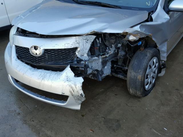 1NXBU4EE6AZ382291 - 2010 TOYOTA COROLLA SILVER photo 9