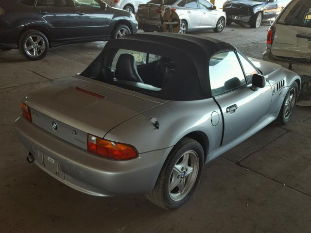 4USCH7328TLB66472 - 1996 BMW Z3 1.9 SILVER photo 4